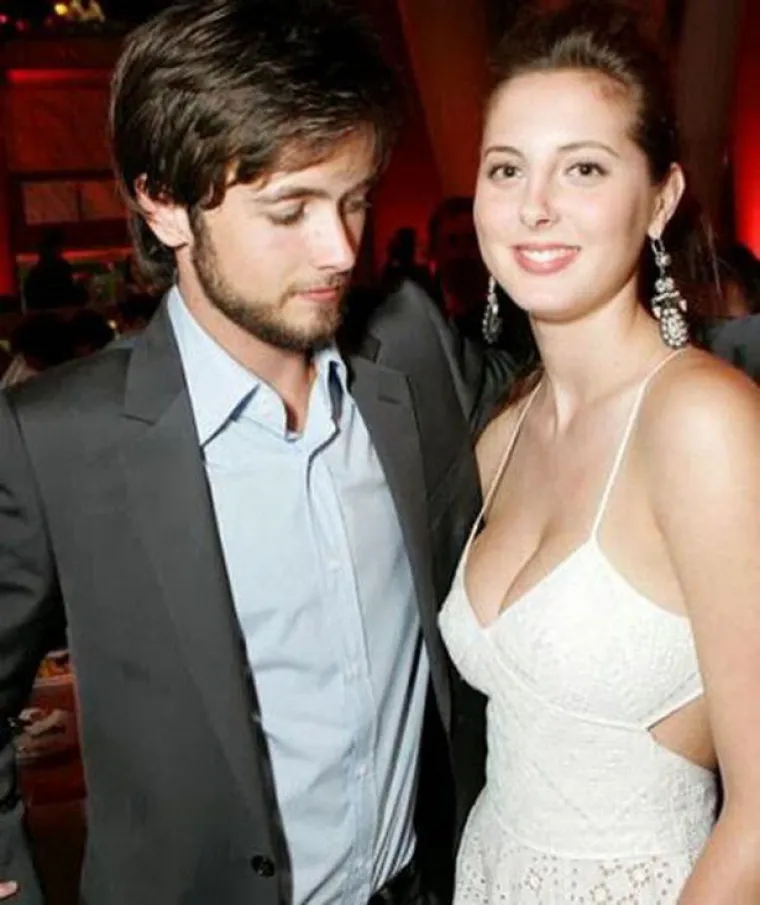 NE PRESTAJU BULJITI: Kad dečki vide nešto što im se svidi, sva suptilnost pada u vodu