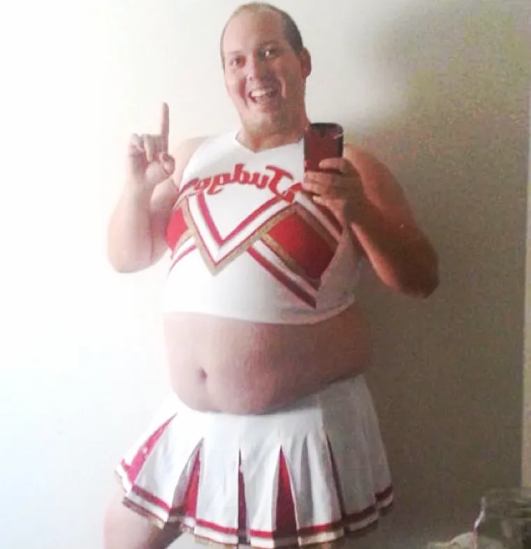 ČEGA SE PAMETAN SRAMI... Objavili slike koje normalni ljude drže dobro skrivenima