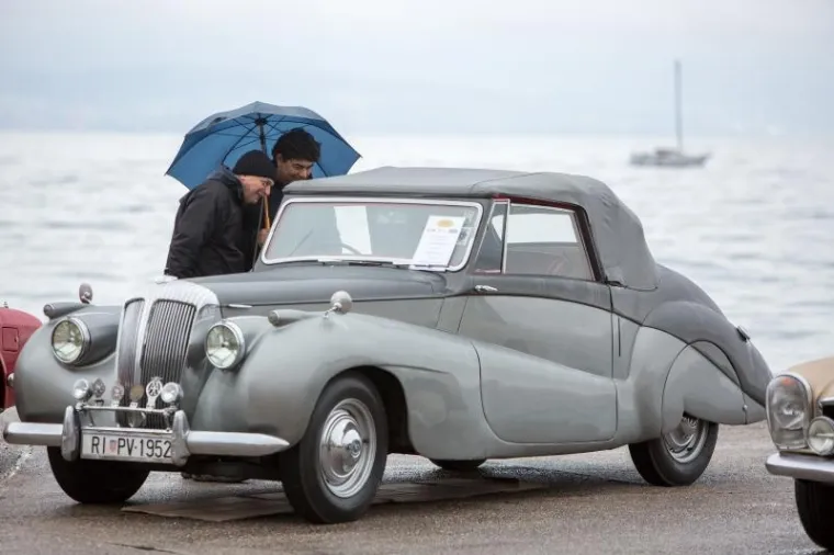 Oldtimeri su i ove godine privukli brojne turiste u Opatiji