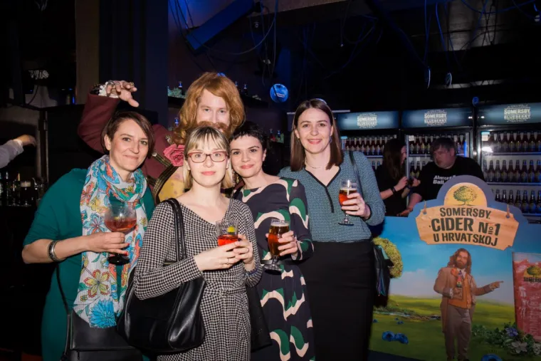 Stigla je Somersby borovnica!