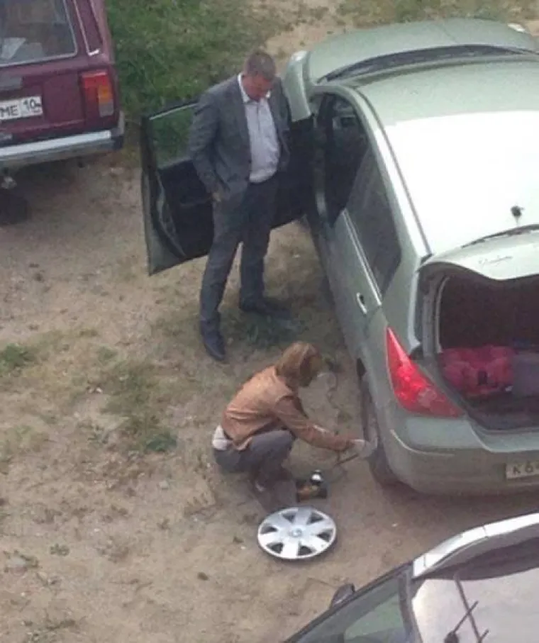 ŽENE RADE, A MUŠKARCI SAMO BLEJE: Prizori od kojih će nekima pasti mrak na oči