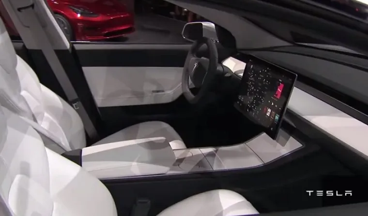 Predstavljen Teslin Model 3