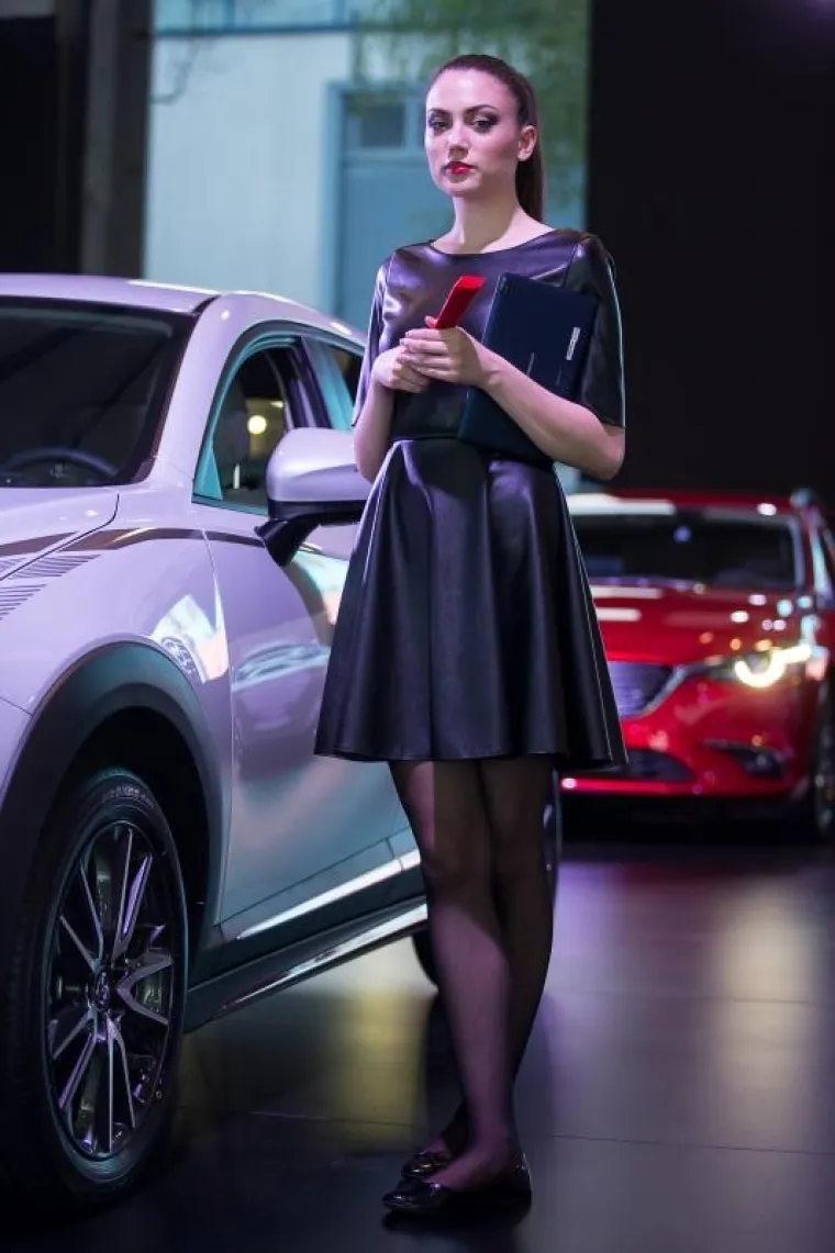 DEČKI, UŽIVAJTE: Nova velika galerija najljep&scaron;ih hostesa Zagreb Auto Showa!