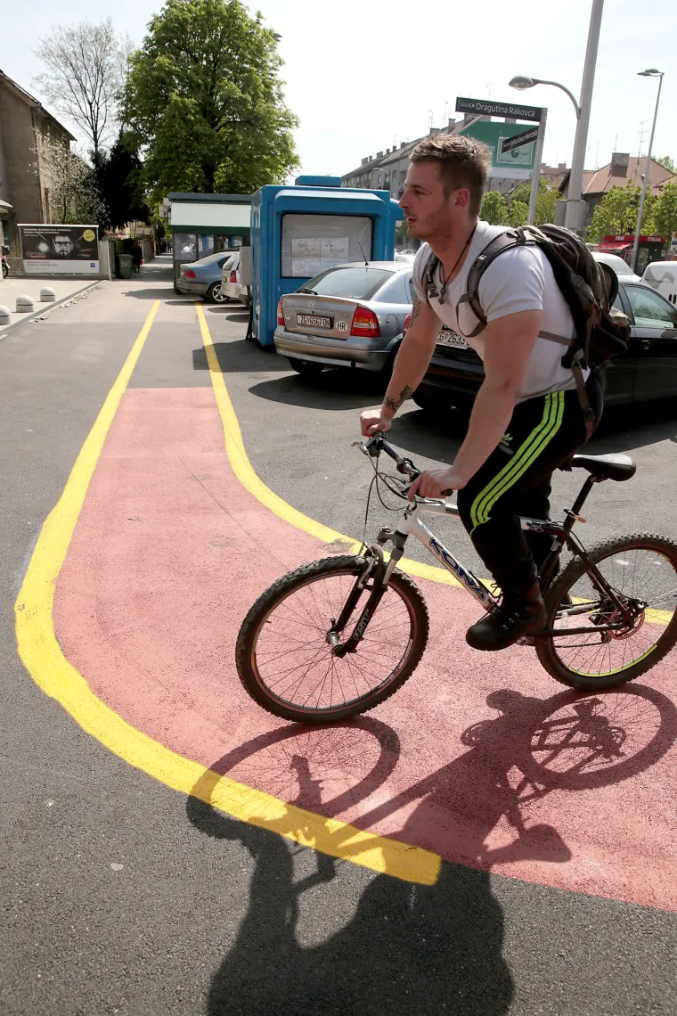 Nelogičnosti u postavljanju biciklističkih staza u Zagrebu