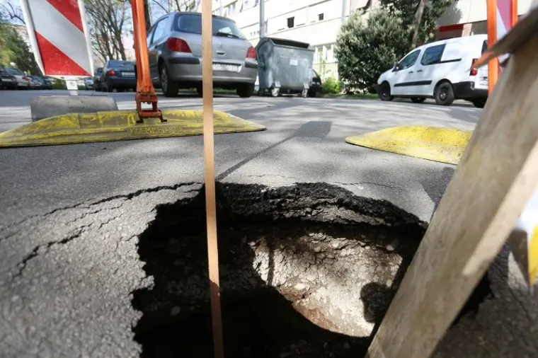 Zagreb: Otvorila se jo&scaron; jedna rupa u cesti
