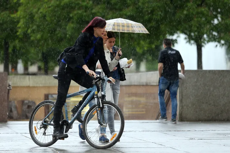 Ki&scaron;a iznenadila Zagrepčane