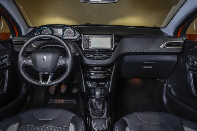 MOĆNI LJEPOTAN: Peugeot 2008 - mališan koji juri k'o veliki kad zatreba