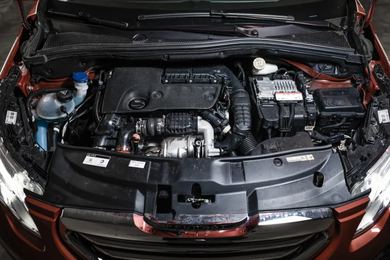 MOĆNI LJEPOTAN: Peugeot 2008 - mali&scaron;an koji juri k'o veliki kad zatreba