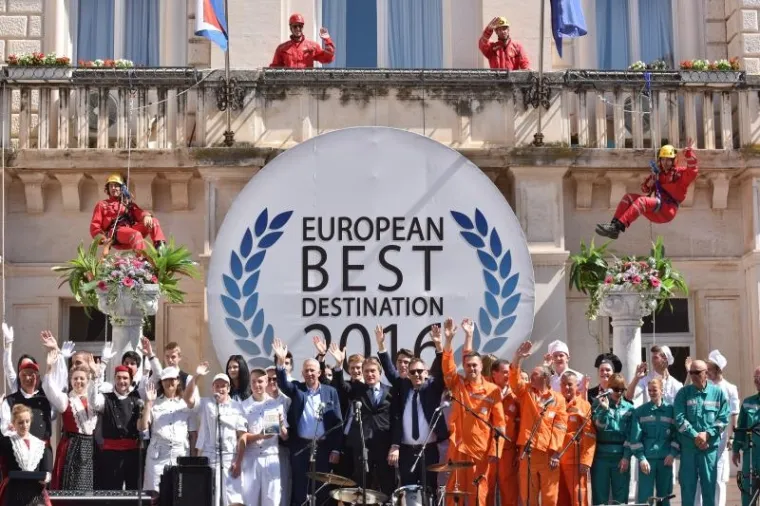Velika fešta: Zadar svečano proslavio titulu najbolje europske destinacije