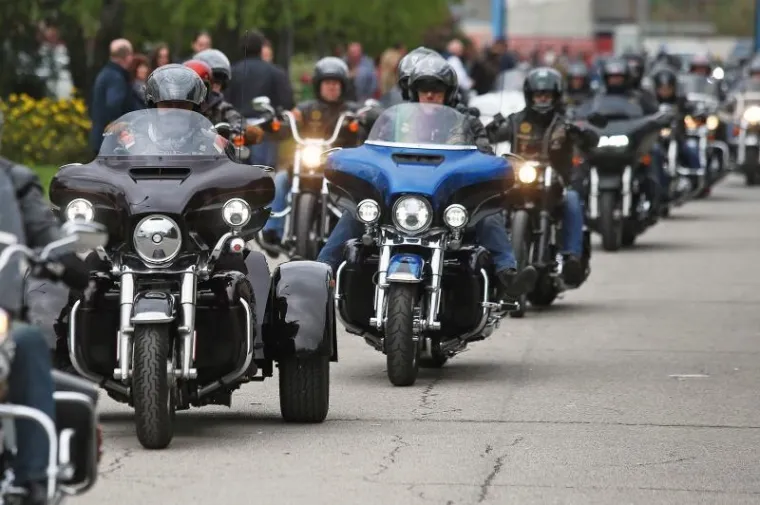 Defile članova Harley-Davidson kluba posljednjeg dana Zagreb Auto Showa na Zagrebačkom velesajmu