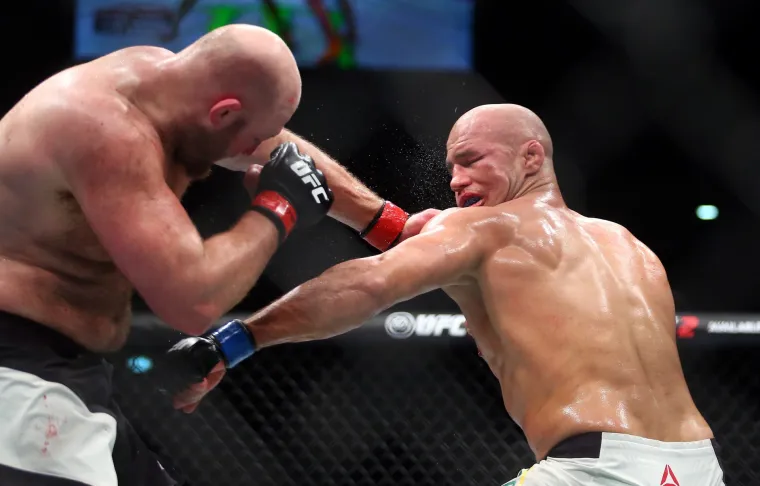 UFC-ov spektakl u Areni