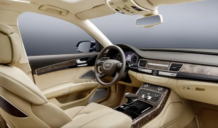 A8 L EXTENDED: Zavirite u luksuz Audijevog čuda
