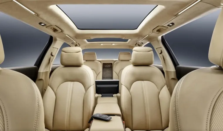 A8 L EXTENDED: Zavirite u luksuz Audijevog čuda