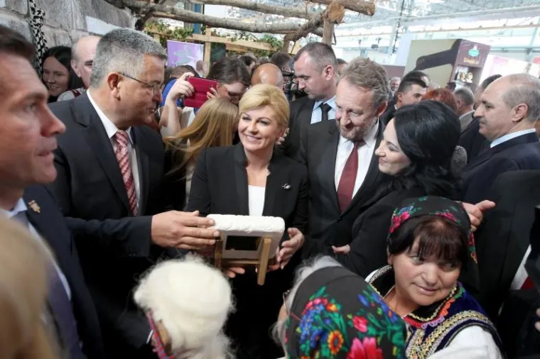 Kolinda i Vučić se susreli u Mostaru