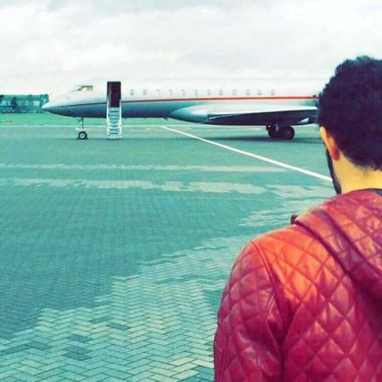 JAKO BOGATI I JAKO RAZMAŽENI: Londonski klinci razmeću se na Instagramu