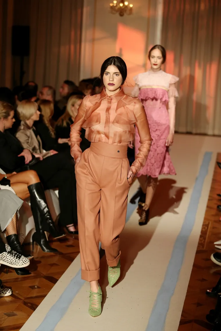 Revija Lei Lou by Aleksandra Dojčinović