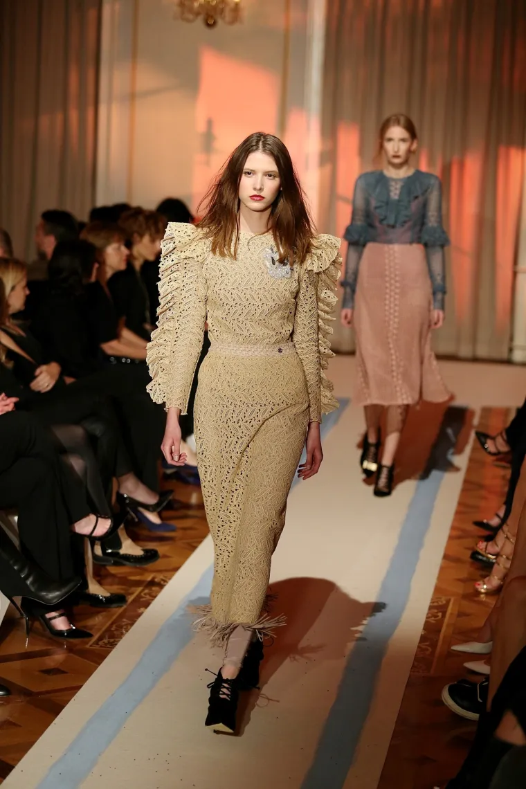 Revija Lei Lou by Aleksandra Dojčinović