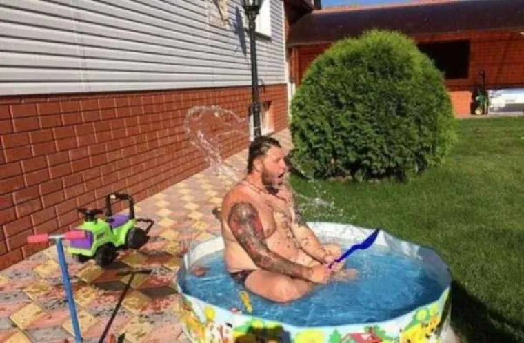 KAKO JE LIJEP OVAJ SVIJET: Neki odrasli nisu zaboravili uživati u igri kao prava mala djeca