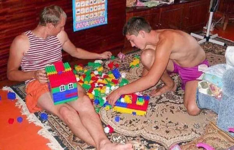 KAKO JE LIJEP OVAJ SVIJET: Neki odrasli nisu zaboravili uživati u igri kao prava mala djeca