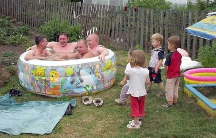 KAKO JE LIJEP OVAJ SVIJET: Neki odrasli nisu zaboravili uživati u igri kao prava mala djeca