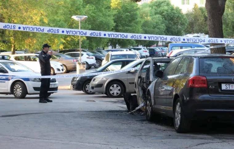 DRAMA U SPLITU: U podmetnutim požarima izgorjelo nekoliko automobila