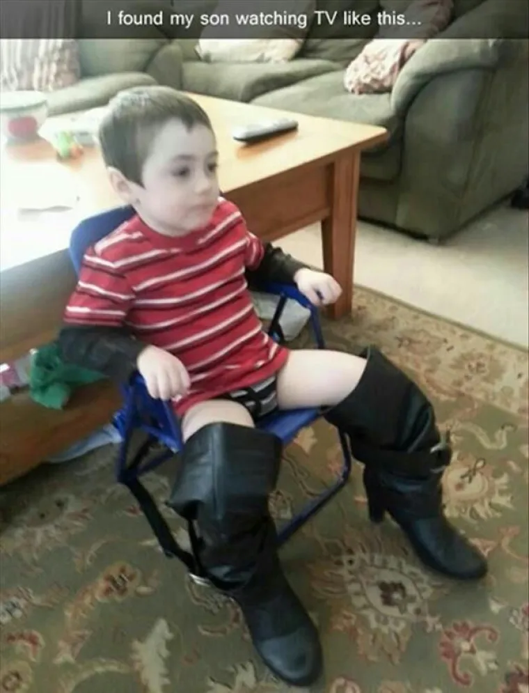 KLINCI RADE GLUPOSTI, RODITELJI IH ISMIJAVAJU: Te&scaron;ko je odoljeti kada su tako smije&scaron;ni