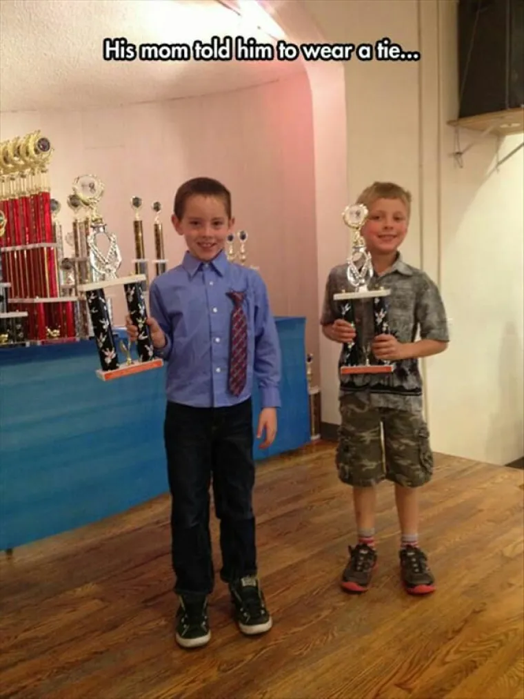 KLINCI RADE GLUPOSTI, RODITELJI IH ISMIJAVAJU: Te&scaron;ko je odoljeti kada su tako smije&scaron;ni