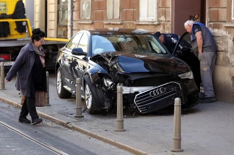 ZAMALO CRNA SUBOTA U ZAGREBU! Mahniti pohod skoro zavr&scaron;io pogibijom malog djeteta