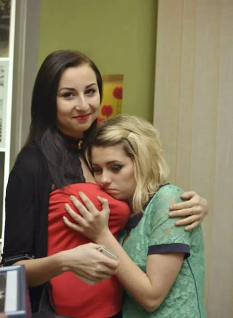 MOGLI BI PUKNUTI OD MUKE: Iz očiju ovih ljudi izbija čista, nepatvorena zavist