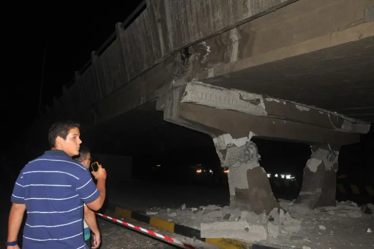 POTRES U EKVADORU: Prizori katastrofe na ulicama, ljude izvlače ispod ru&scaron;evina