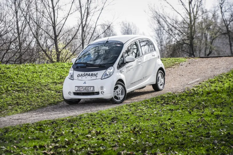Otkrijte Mitsubishi i-MIEV