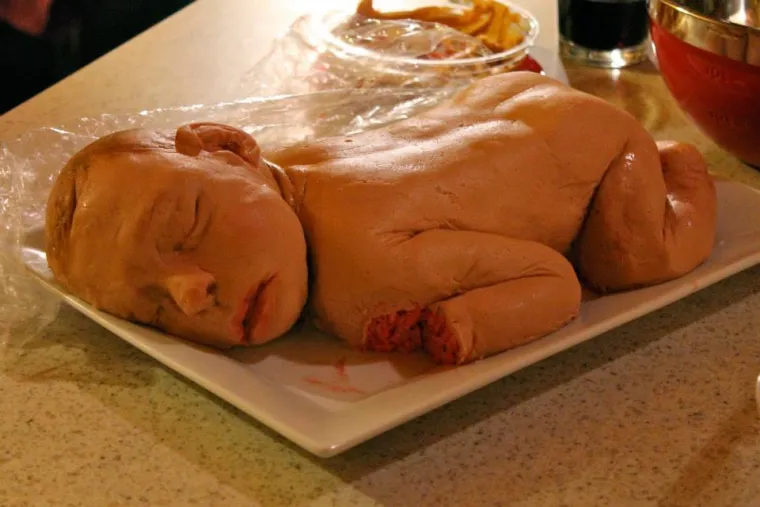 LEŠEVI, IZNUTRICE I DRUGE BOLEŠTINE: Ukusne torte koje vjerojatno nitko ne želi probati