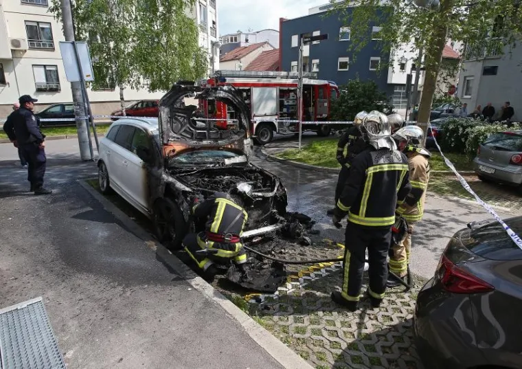 Zapaljen Audi Q7 na Vrbiku