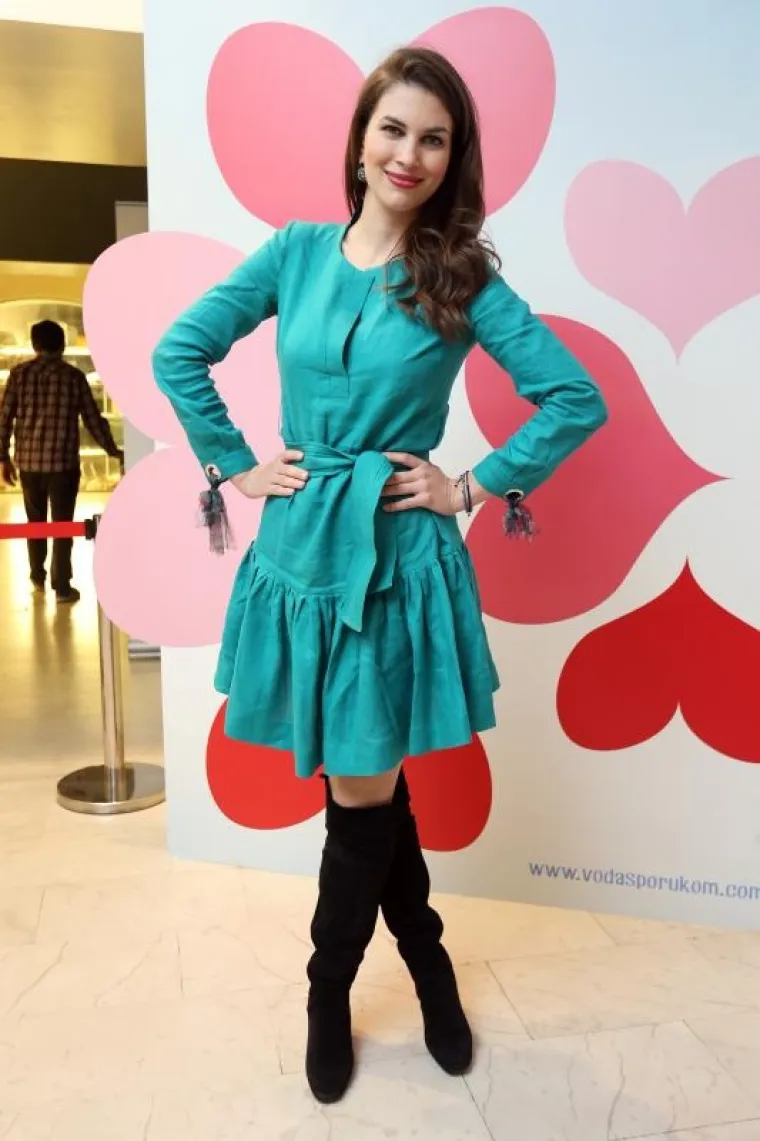 Ornela Vi&scaron;tica