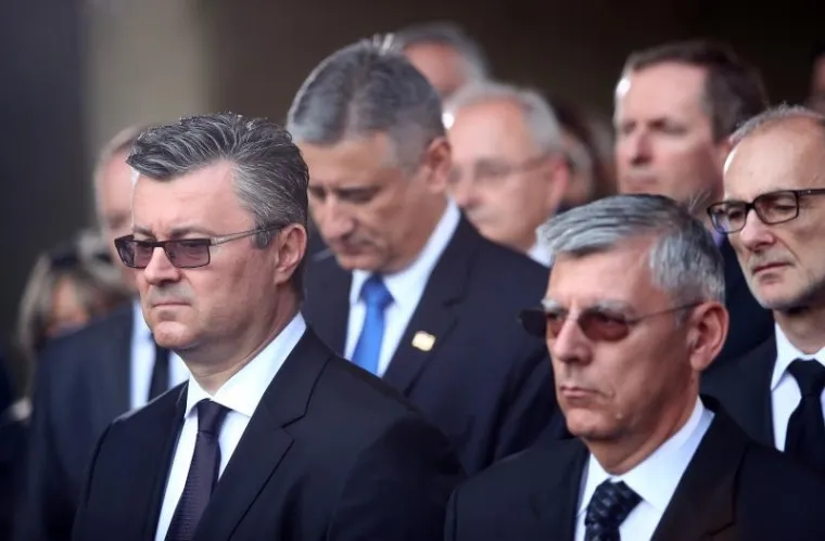 Komemoraciji je prisustvovao i saborski zastupnik Mosta Robert Podolnjak, te ministar pravosuđa Ane &Scaron;prlje