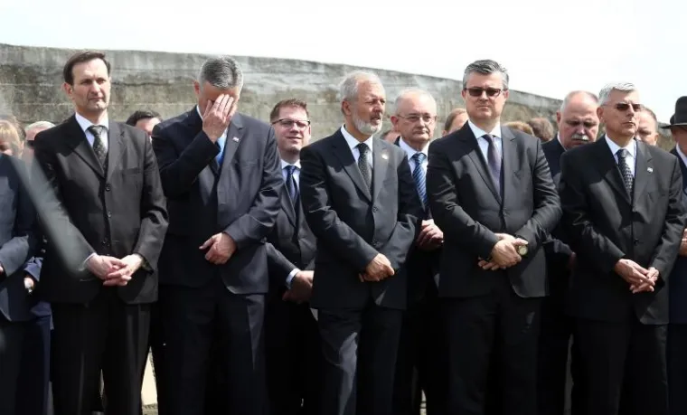 Na komemoraciji su bili i Ante Sanader, Miro Kovač, Ivan &Scaron;uker i Predrag &Scaron;ustar