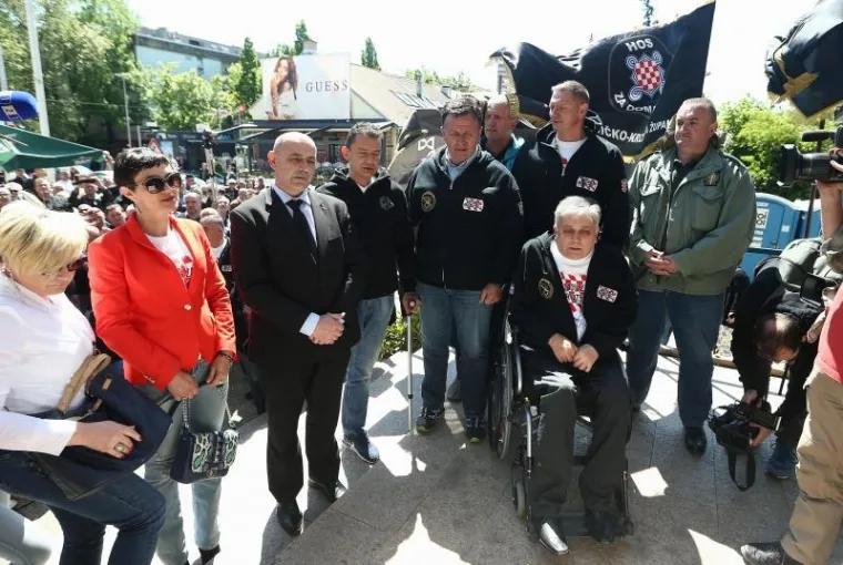 KRAJ PROSVJEDA: Branitelji odlučili ukloniti šator ispred Ministarstva branitelja