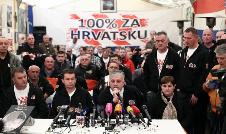 Nakon &scaron;to su proveli 555 dana ispred Ministarstva branitelja, &scaron;atora&scaron;i su odlučili zavr&scaron;iti prosvjed.