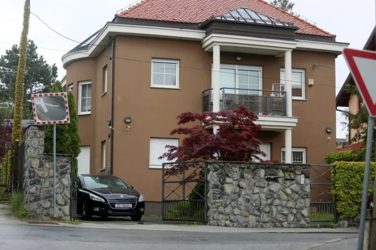 Uhićen Zvonimir &Scaron;ostar, policija pretresla njegov ured i kuću