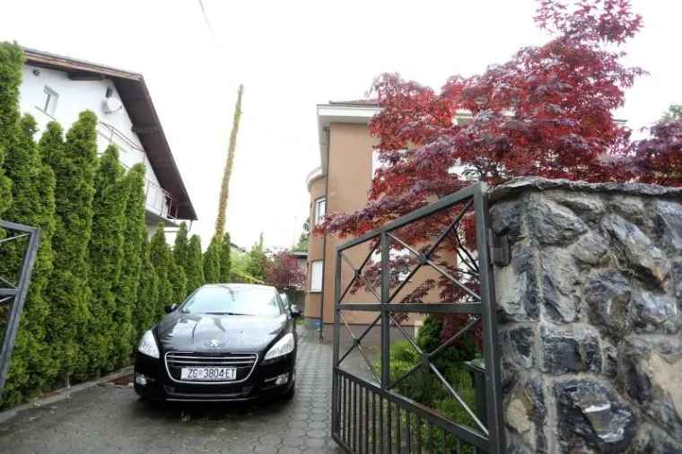 Uhićen Zvonimir &Scaron;ostar, policija pretresla njegov ured i kuću