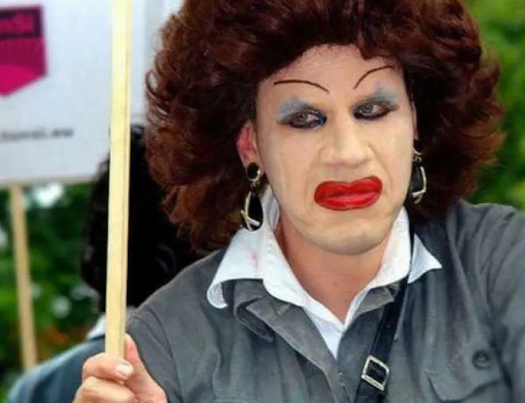 Ako ste se ikada zapitali &scaron;to će se dogoditi zanesete li se količinom &scaron;minke, sada to možete vidjeti na sljedećim fotografijama