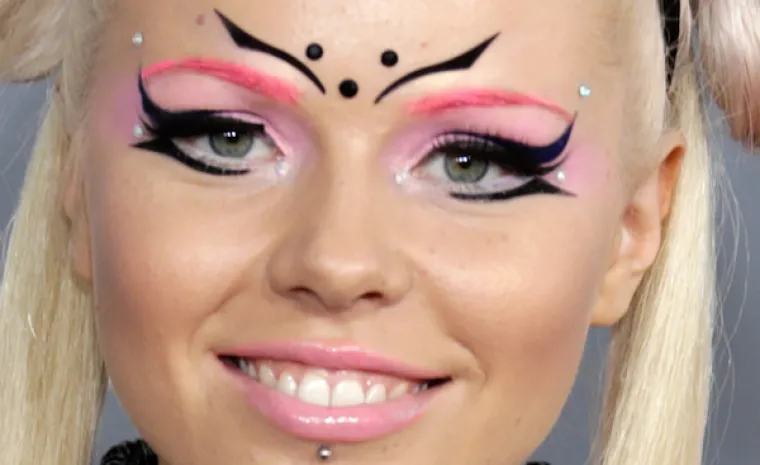 KOZMETIČKE KATASTROFE: Kad vidite &scaron;to su napravile od sebe, jo&scaron; ćete vi&scaron;e cijeniti prirodni izgled