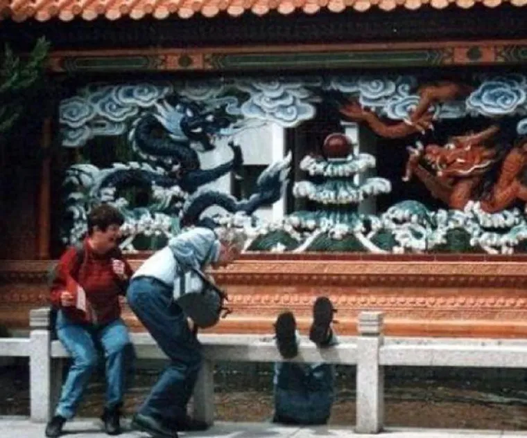 KAKO IH NIJE SRAM? Dođu u tuđu zemlju i onda se ovako pona&scaron;aju...