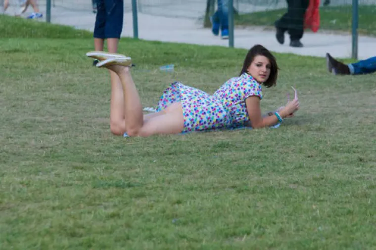 SUKNJICE U ZRAK! Vjetar je rekao svoje, na vama je samo da uberete plodove