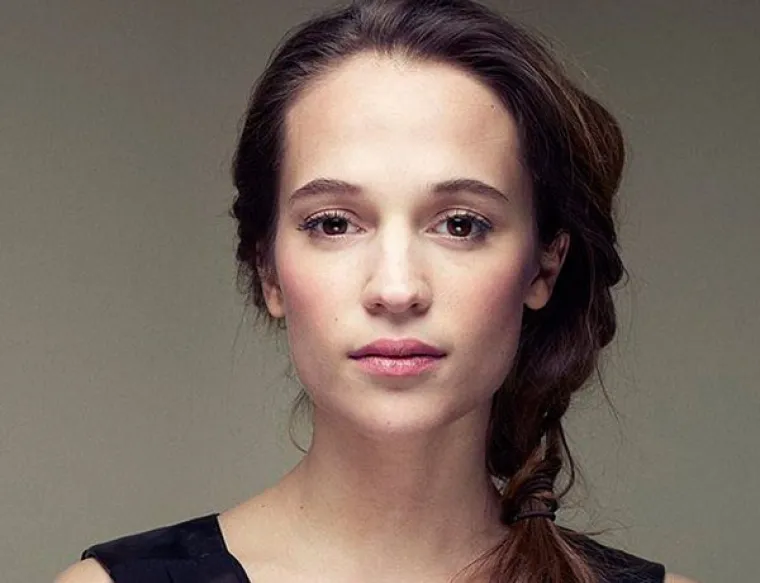 NA KOJOJ STE STRANI POVIJESTI? Pogledajte slike nove glumice u ulozi Lare Croft i odlučite sviđa li vam se