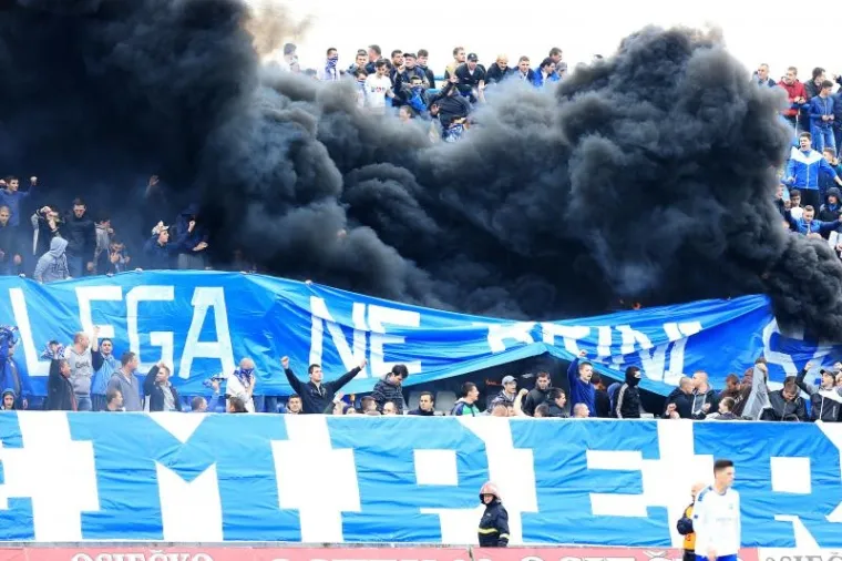 Nogometa&scaron;i Osijeka pobijedili su u utakmici 34. kola Prve HNL Hajduk s 2-1 (0-0).