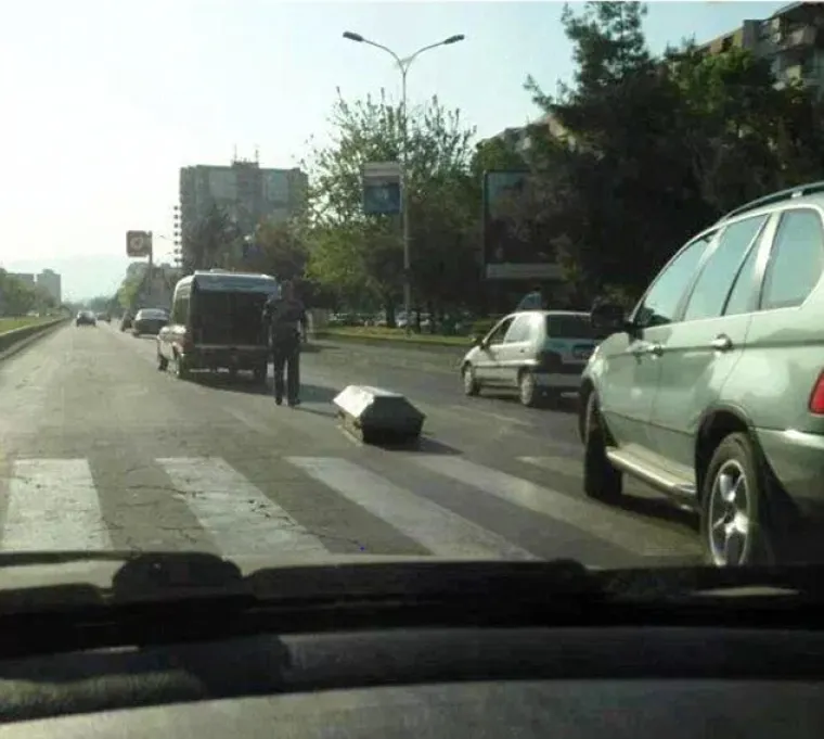 Ove smije&scaron;ne fotografije će vas uvjeriti da postoje ljudi koji imaju i lo&scaron;iji dan nego vi