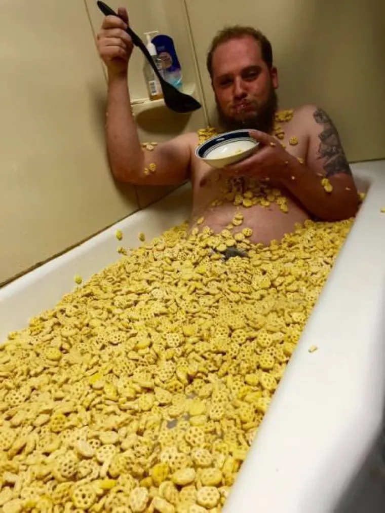 ZAHODSKA POSLA: Ljudi rade stvarno sva&scaron;ta u privatnosti svog doma, pogotovo u toaletu