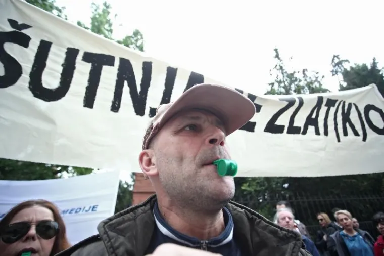Prosvjed novinara u Zagrebu