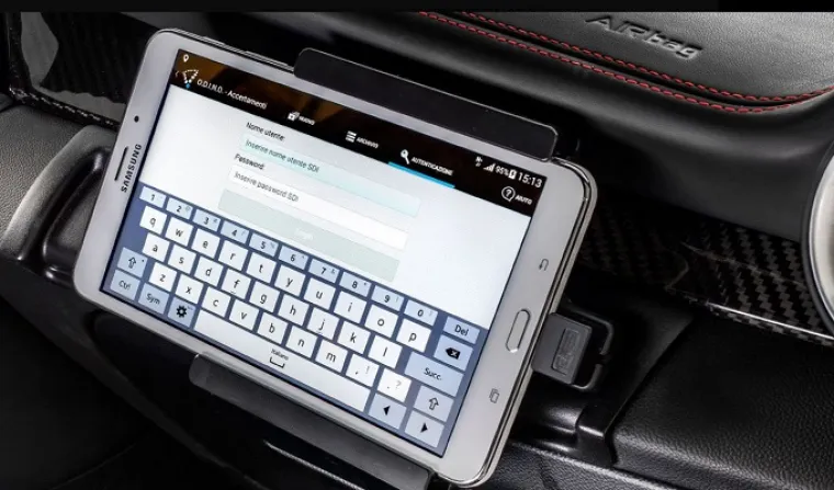 Pogledajte Alfu Romeo Giuliju isporučenu talijanskoj policiji